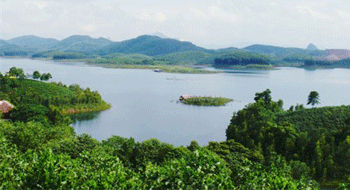 Thac Ba Lake in Vietnam Thac Ba Lake in Vietnam