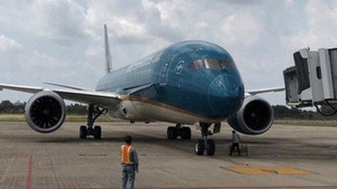Vietnam Airlines continue de transporter les passagers de l’Europe au Vietnam